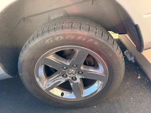 Used 2017 RAM 1500 Express w/ Express Value Package RWD image 7