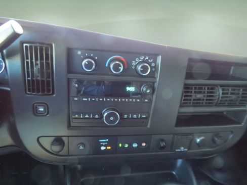 Used 2023 Chevrolet Express 3500 Work Van w/ Power Convenience Package image 23