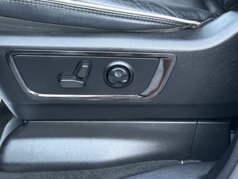Used 2022 RAM 1500 Limited AWD/4WD image 17