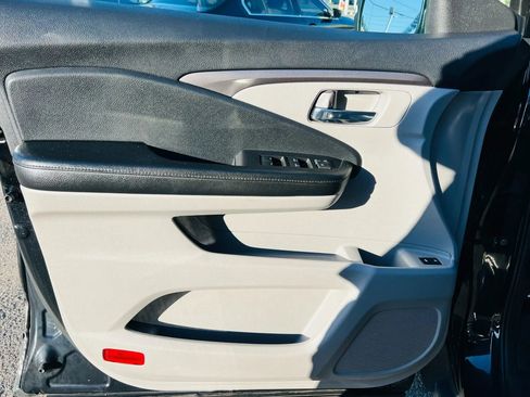 Used 2017 Honda Pilot EX-L image 26