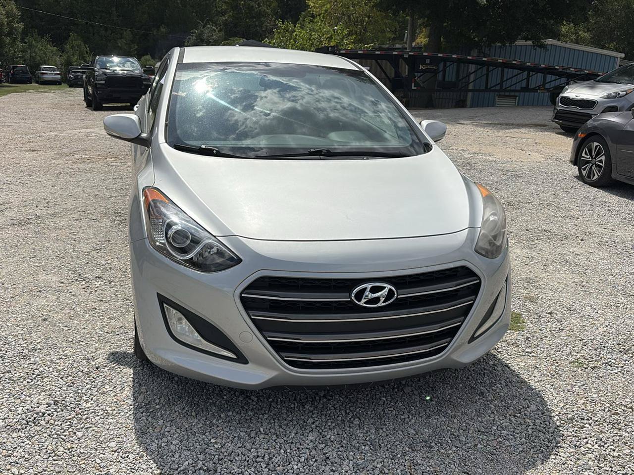 Used 2016 Hyundai Elantra GT FWD image 4