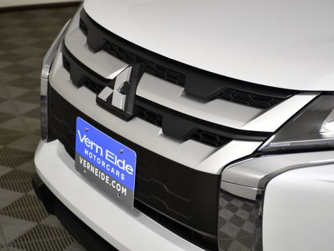 Used 2025 Mitsubishi Outlander Sport ES AWD/4WD image 11