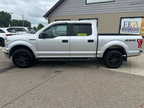 Used 2016 Ford F150 XLT AWD/4WD image 8