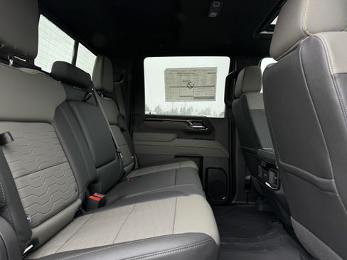 New 2026 Chevrolet Silverado 2500 ZR2 w/ ZR2 Bison Edition AWD/4WD image 27