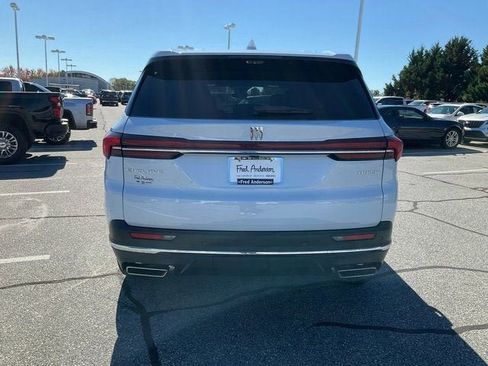 New 2026 Buick Enclave Preferred image 23