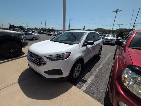 Used 2021 Ford Edge SE AWD/4WD image 3