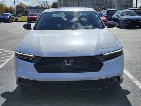 New 2025 Honda Accord SE image 2