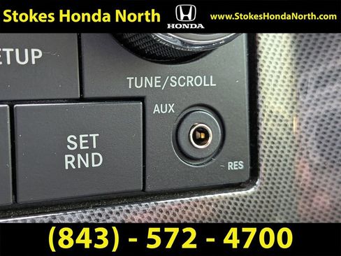 Used 2013 Dodge Challenger SXT w/ Sound Group RWD image 24