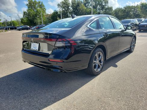 Used 2023 Honda Accord EX-L image 6