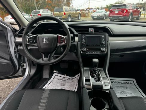 Used 2019 Honda Civic LX image 10