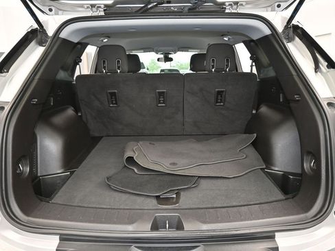 Used 2021 Chevrolet Blazer LT image 33