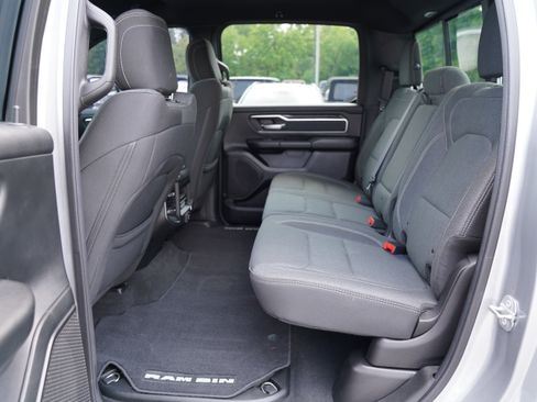 Used 2019 RAM 1500 Big Horn AWD/4WD image 5
