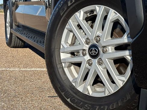 Used 2025 Toyota Sequoia SR5 image 2