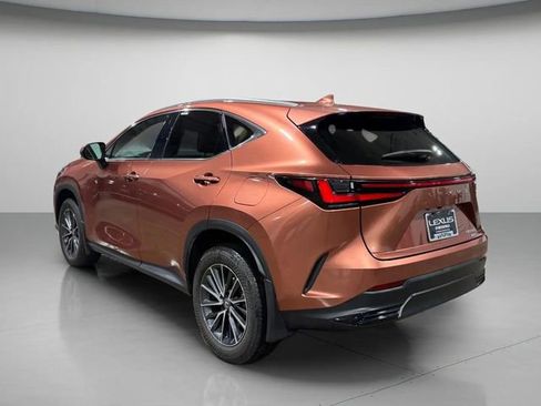Used 2025 Lexus NX 350 w/ Accessory Package (2T) image 6