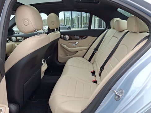 Certified 2018 Mercedes-Benz C 300 4MATIC Sedan image 10