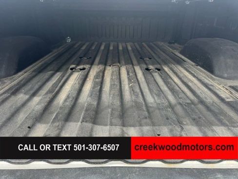 Used 2020 GMC Sierra 2500 Denali w/ Denali Ultimate Package AWD/4WD image 17