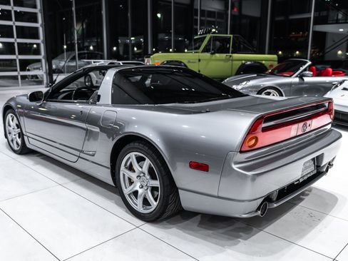 Used 2004 Acura NSX T image 41