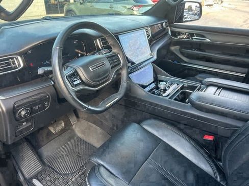 Used 2023 Jeep Grand Wagoneer Series II image 8
