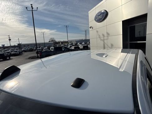 Used 2024 RAM 2500 Laramie AWD/4WD image 8