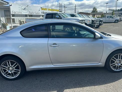 Used 2005 Scion tC image 3