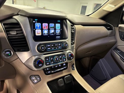 Used 2018 GMC Yukon SLT image 40