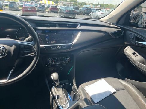 Used 2022 Buick Encore GX Select w/ Sport Touring Package FWD image 26