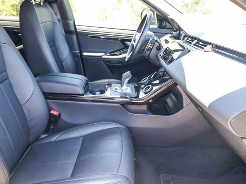 Used 2023 Land Rover Range Rover Evoque R-Dynamic S AWD/4WD image 16