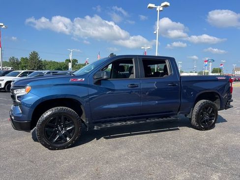 Used 2023 Chevrolet Silverado 1500 LT Trail Boss w/ Protection Package AWD/4WD image 3