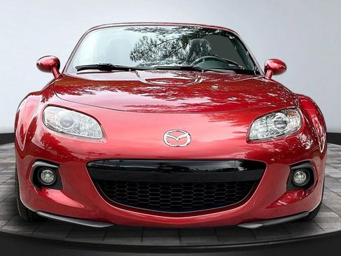 Used 2015 MAZDA MX-5 Miata Grand Touring w/ Premium Package RWD image 2