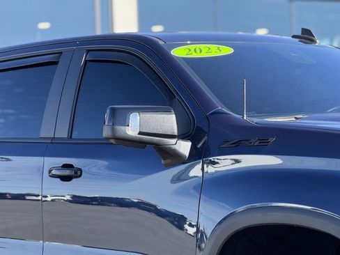 Used 2023 Chevrolet Silverado 1500 ZR2 w/ Technology Package image 4