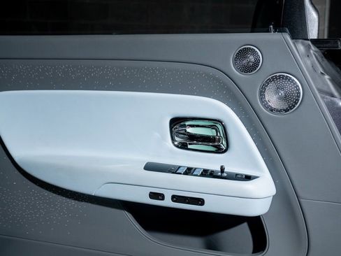 Used 2024 Rolls-Royce Spectre w/ Spectre Launch Package AWD/4WD image 31