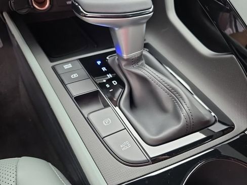 New 2025 Hyundai Elantra Limited image 20