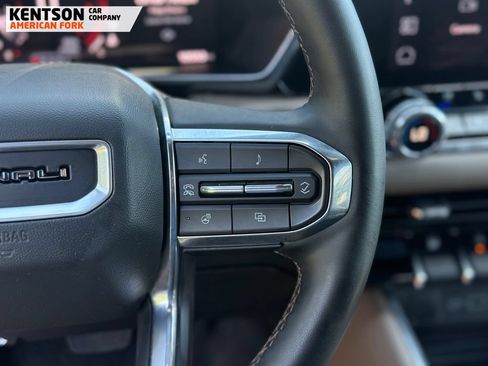 Used 2026 GMC Canyon Denali AWD/4WD image 15
