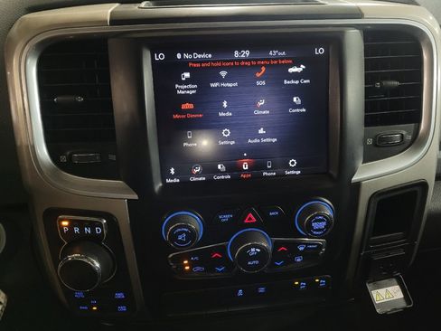 Used 2019 RAM 1500 Big Horn AWD/4WD image 25