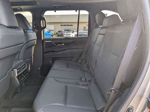 Certified 2024 Lexus LX 600 4WD w/ Luxury Package image 13