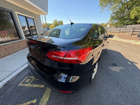 Used 2016 Ford Focus S image 6