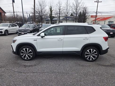 Used 2022 Volkswagen Taos SE w/ IQ.Drive SE Package image 26