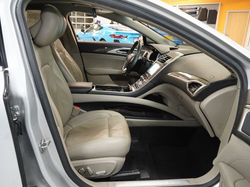 Used 2017 Lincoln MKZ Reserve w/ Climate Package image 28