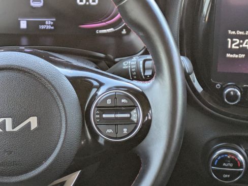 Certified 2024 Kia Soul GT-Line w/ GT-Line Technology Package image 22