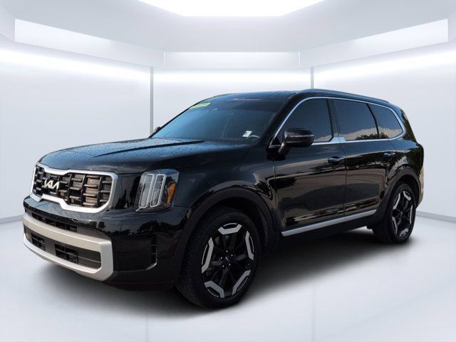Used 2024 Kia Telluride S FWD image 7