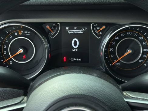 Used 2019 Jeep Wrangler Unlimited Sport AWD/4WD image 13
