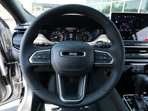 New 2026 Jeep Compass Latitude AWD/4WD image 11