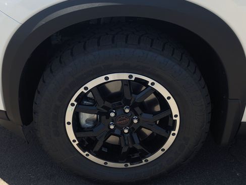 New 2026 Nissan Pathfinder Rock Creek AWD/4WD image 7