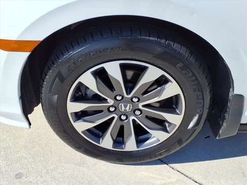 Used 2023 Honda Odyssey EX-L image 15