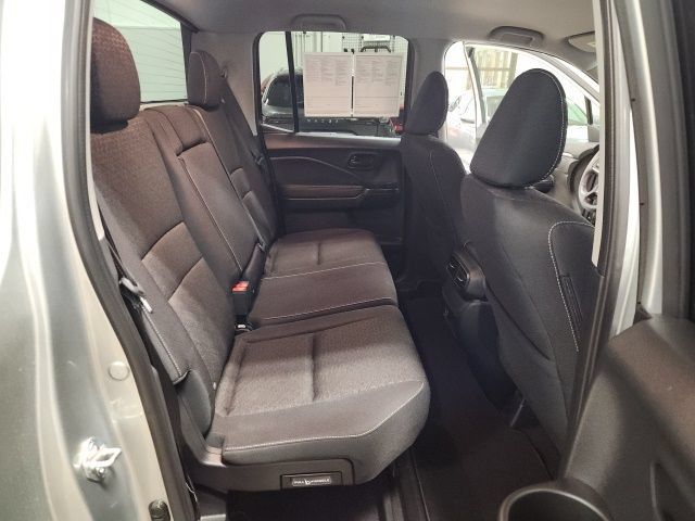 Certified 2025 Honda Ridgeline Sport image 27