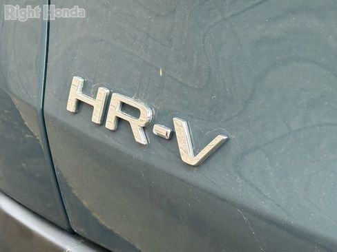 Used 2025 Honda HR-V Sport image 14
