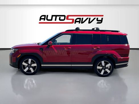 Used 2025 Hyundai Santa Fe Limited AWD/4WD image 4