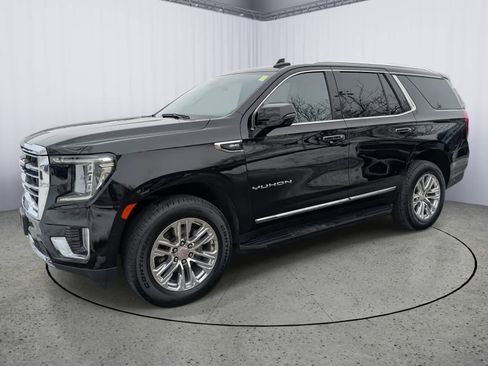 Used 2021 GMC Yukon SLT w/ SLT Premium Package image 6