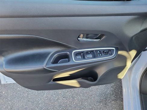 Certified 2024 Nissan Versa SR w/ Trunk Package image 14