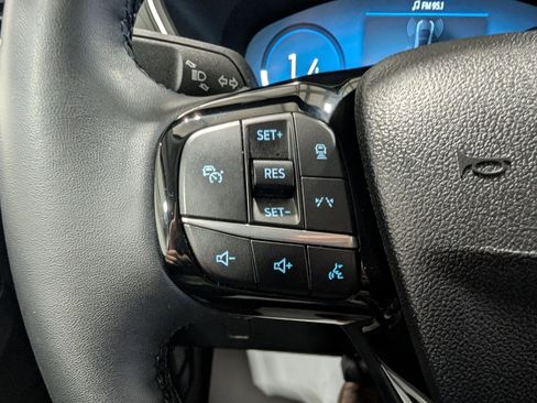 Used 2025 Ford Escape Platinum image 20